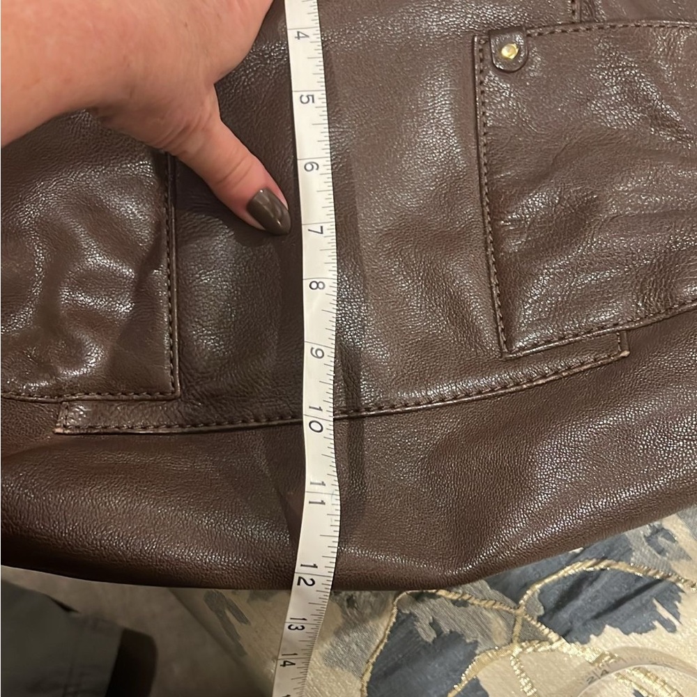 Marc Jacobs Brown Leather Tote with Gold Hardware - Picture 9 of 10